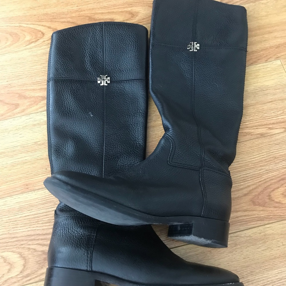 Black Tory Burch riding boots